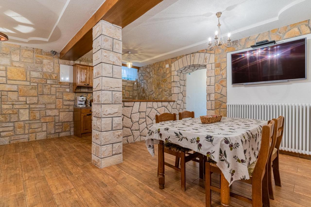 Apartment Jurasic Orlec Kültér fotó